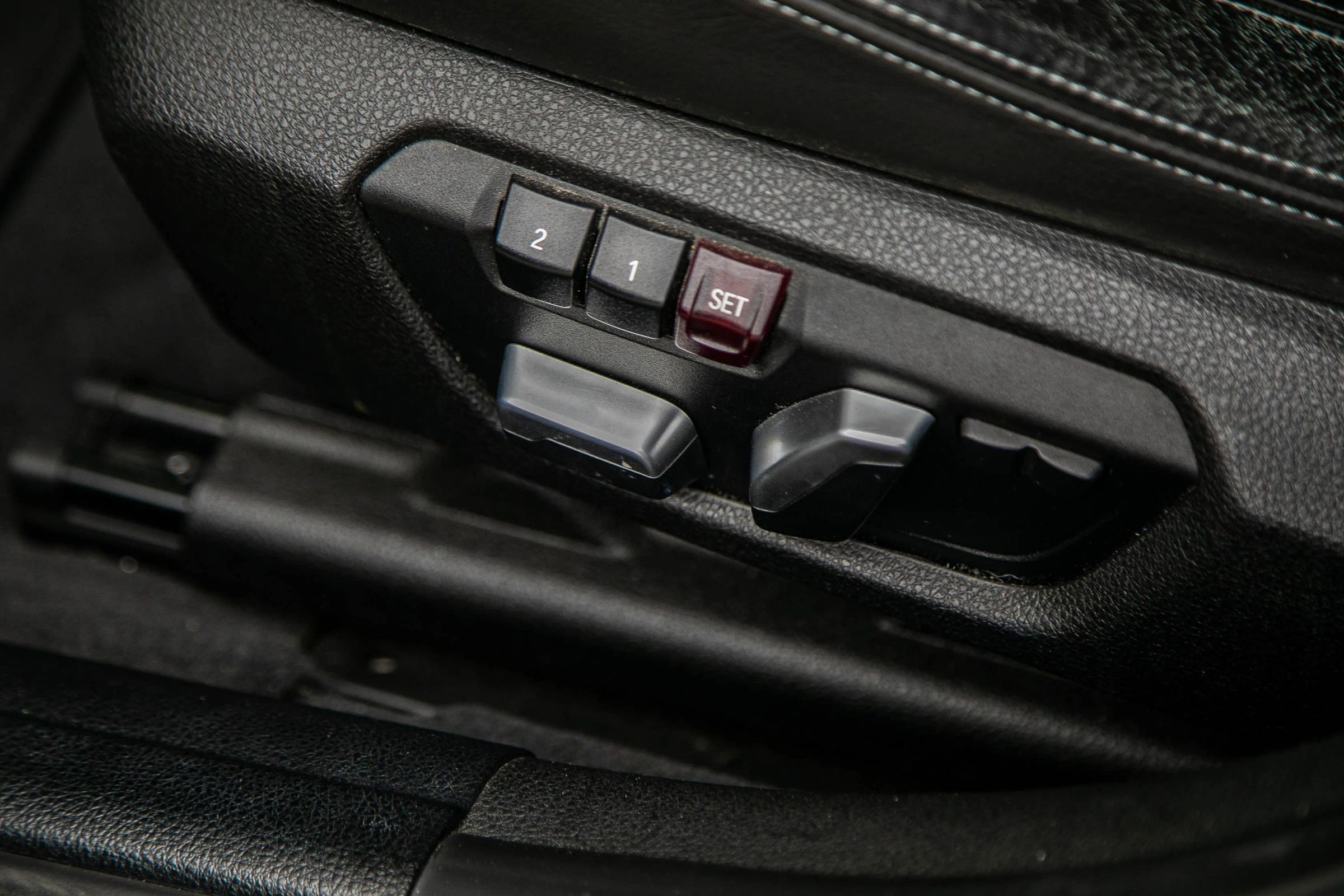 Used 2017 BMW M3 RWD image 28