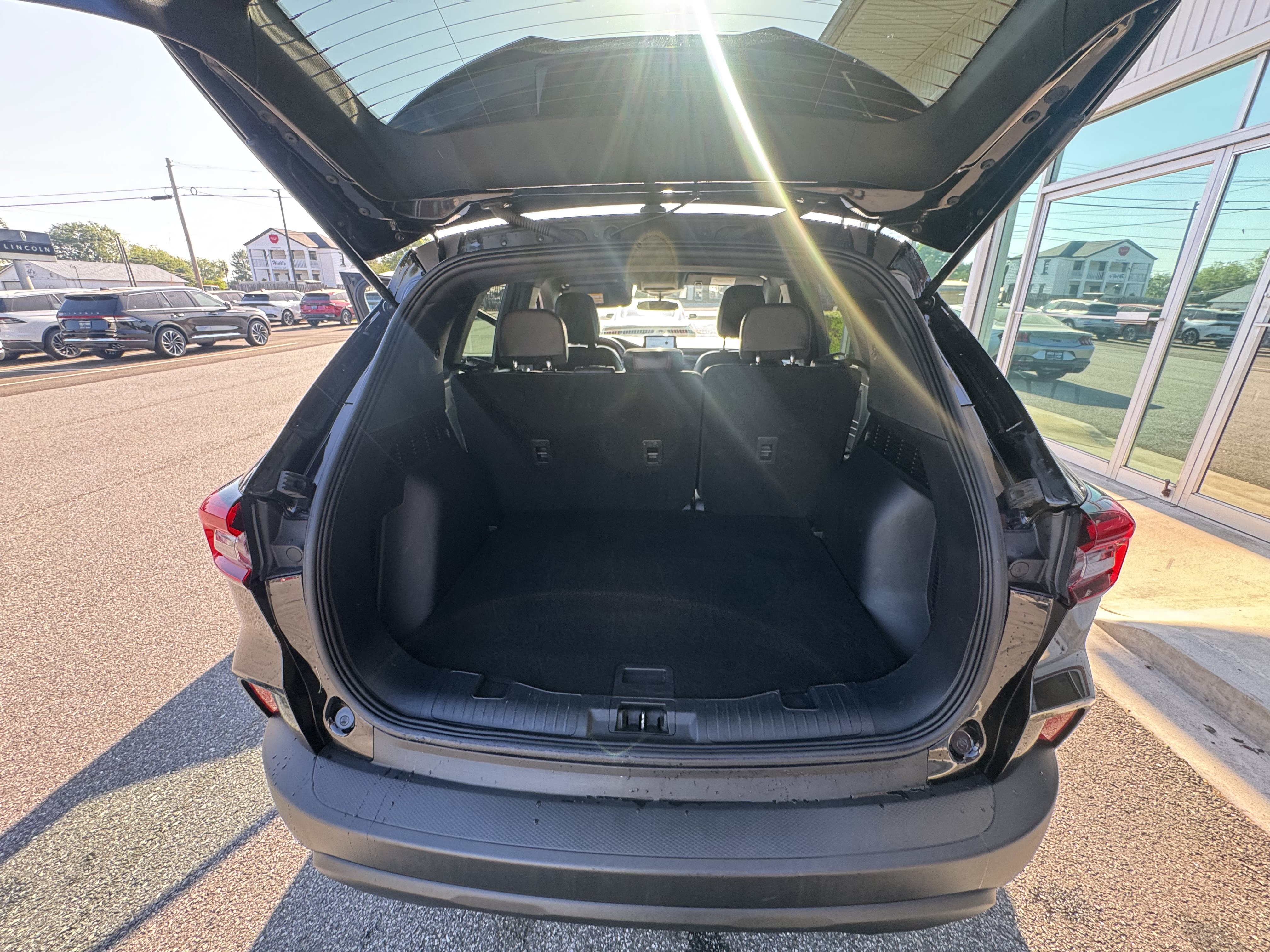 Used 2025 Ford Escape ST-Line AWD/4WD image 9