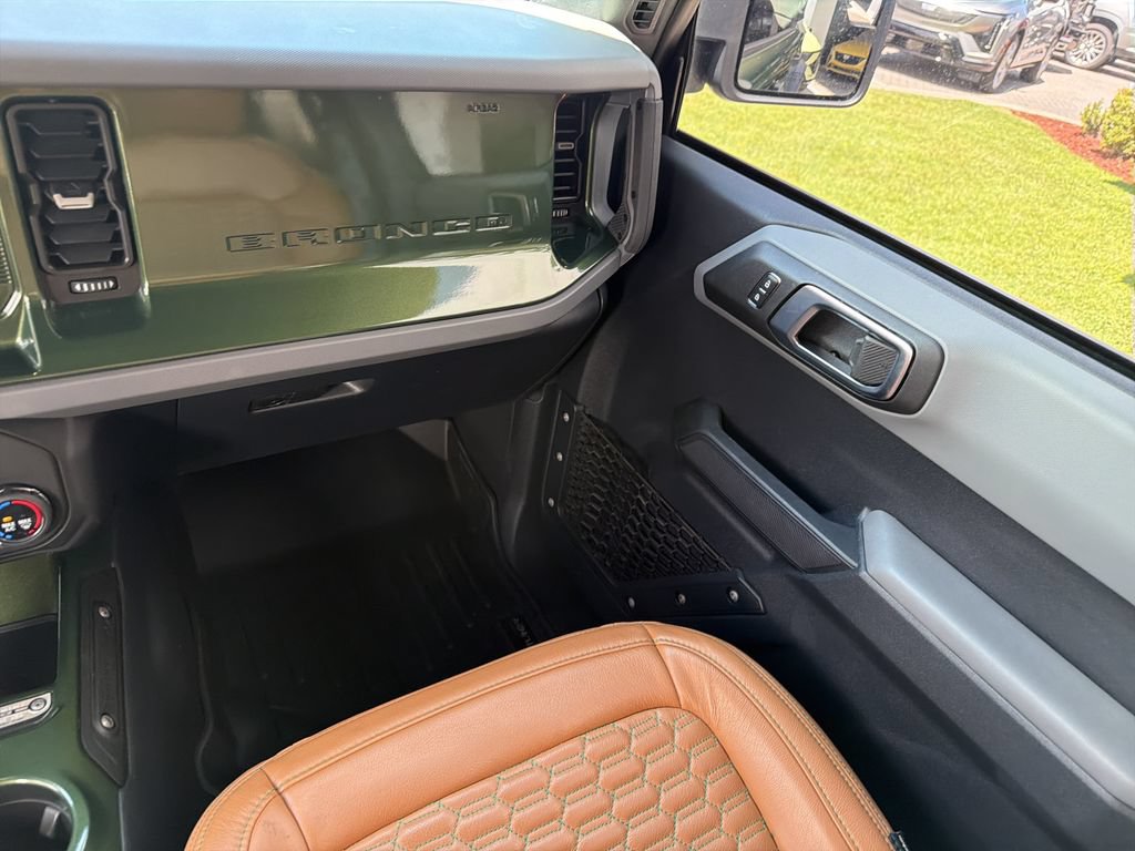 Used 2022 Ford Bronco 4-Door AWD/4WD image 21