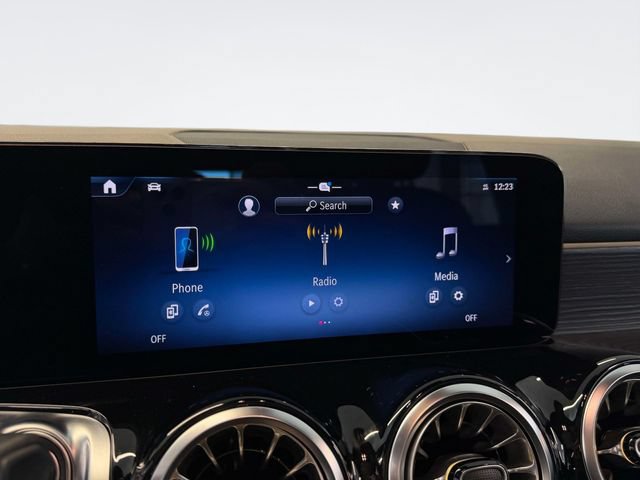 Certified 2026 Mercedes-Benz GLB 250 4MATIC image 28