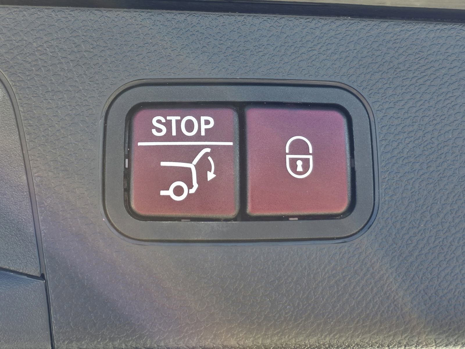 Used 2018 Mercedes-Benz GLC 300 image 19