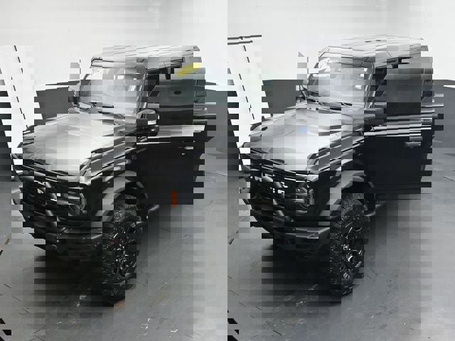 Used 2024 Ford Bronco Wildtrak image 38