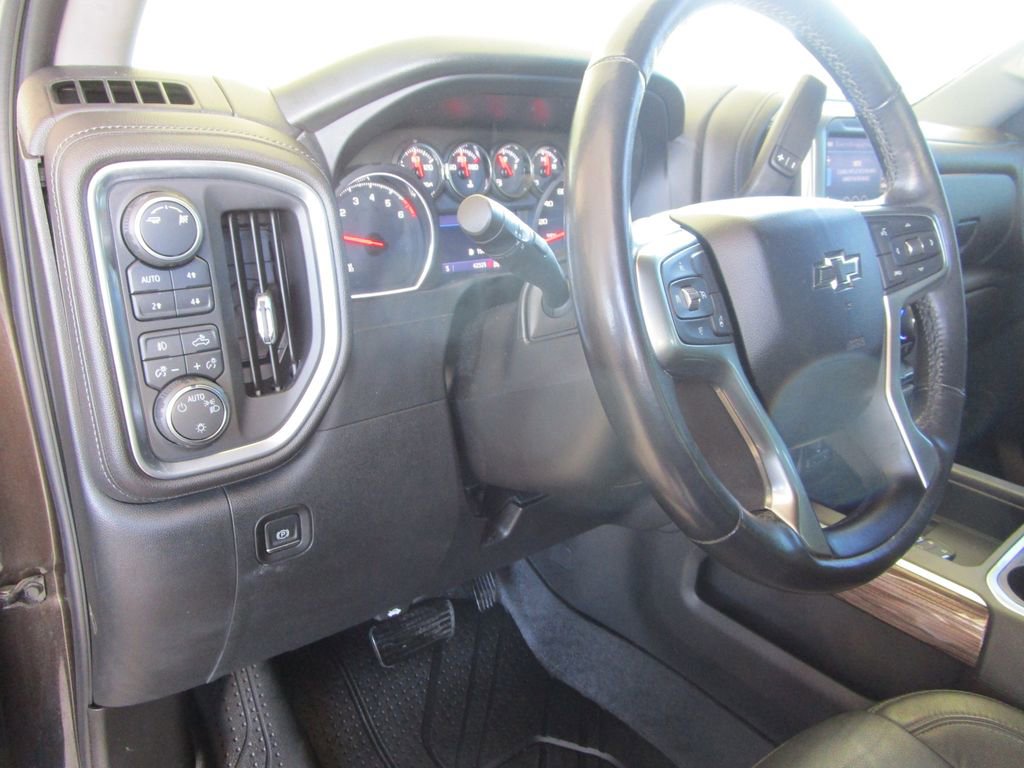 Used 2019 Chevrolet Silverado 1500 LT Trail Boss image 32
