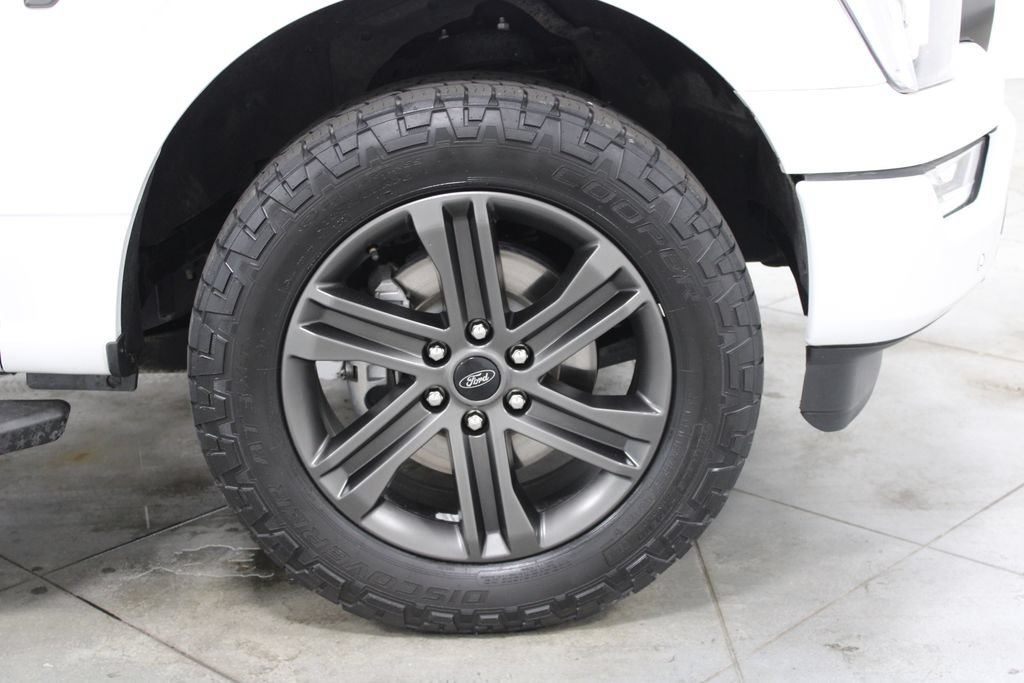 Used 2022 Ford F150 XLT w/ Equipment Group 302A High AWD/4WD image 14