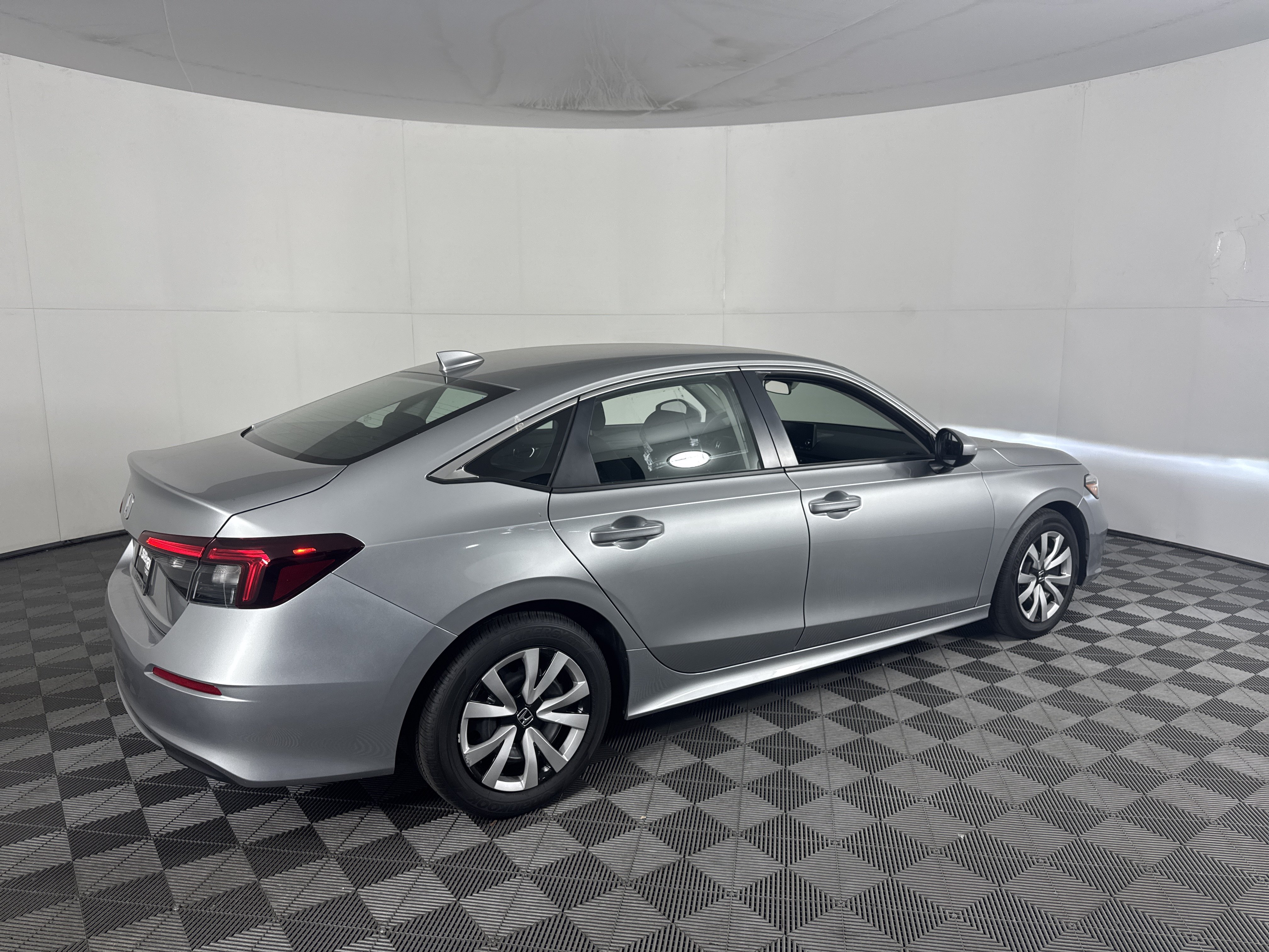 Used 2026 Honda Civic LX image 4