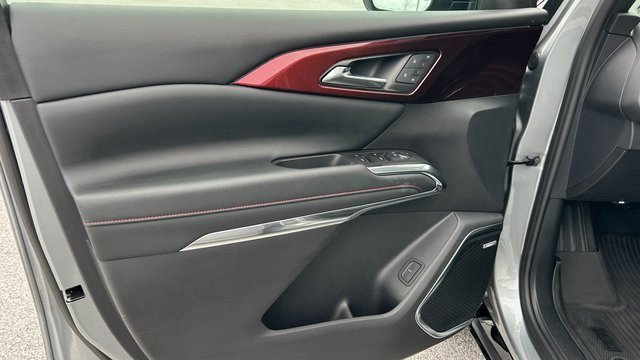 Certified 2024 Chevrolet Traverse RS w/ LPO, Floor Liner Package image 13