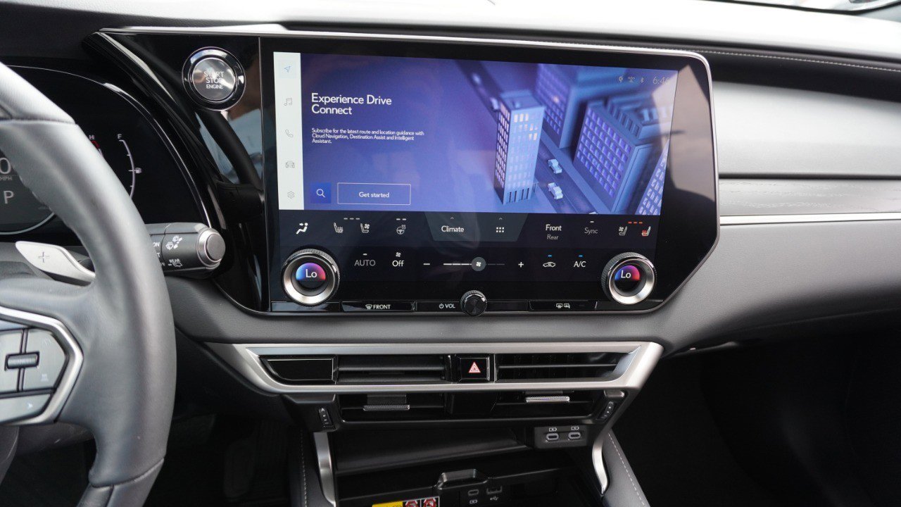 Used 2023 Lexus RX 350 Premium w/ Cold Area Package FWD image 16
