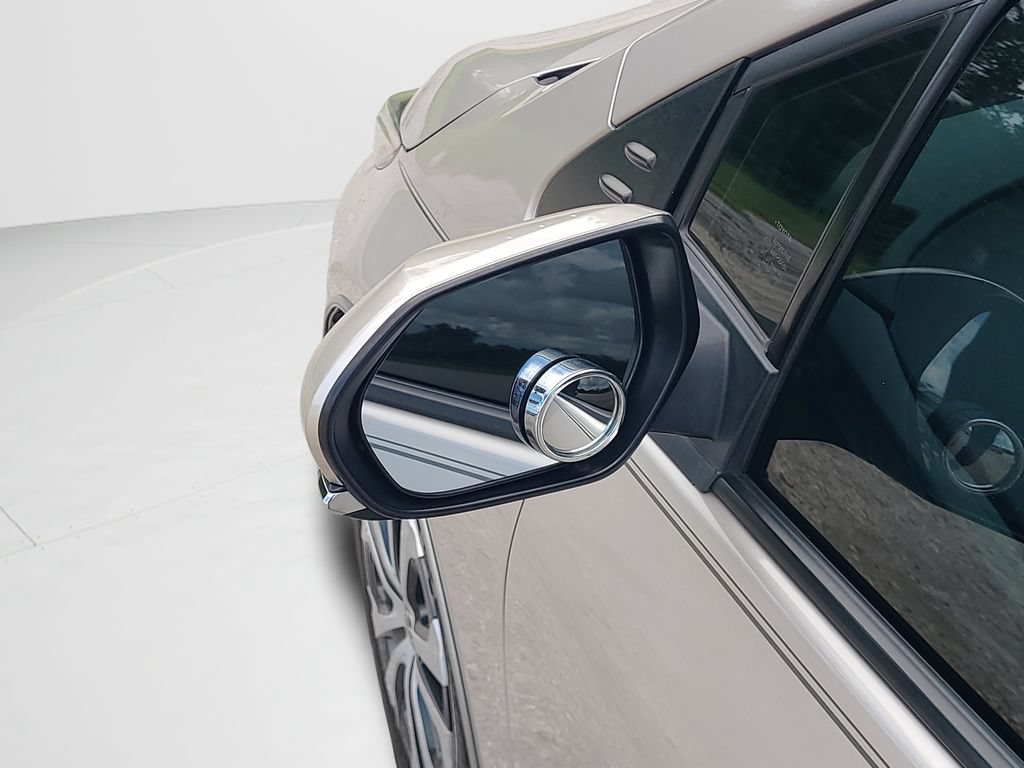 Used 2021 Toyota Prius Prime FWD image 24