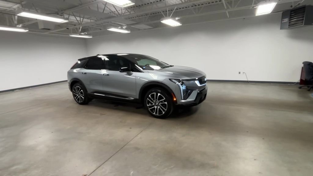 New 2026 Cadillac Optiq Sport 1 image 46