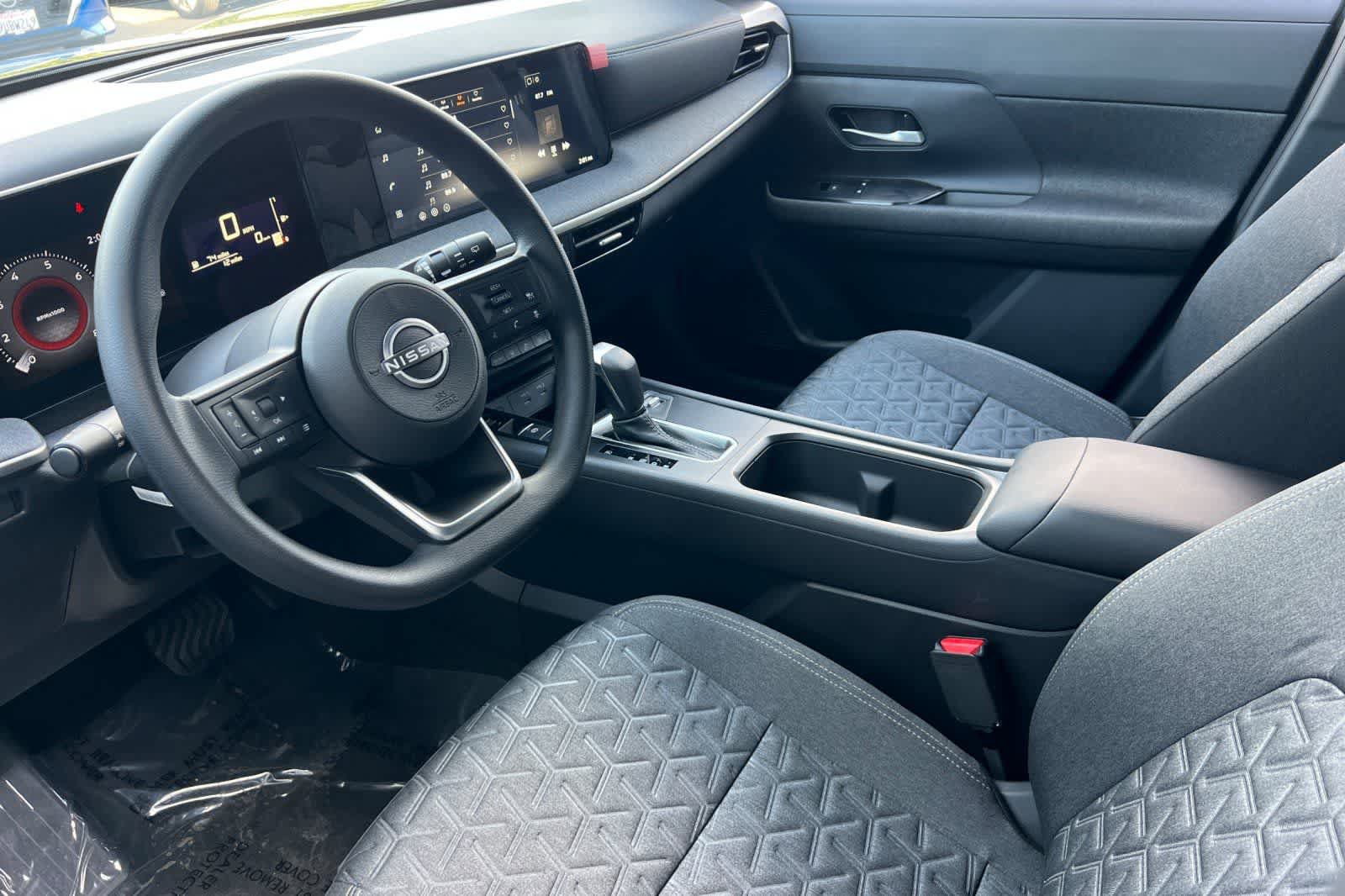 New 2026 Nissan Kicks SV AWD/4WD image 12