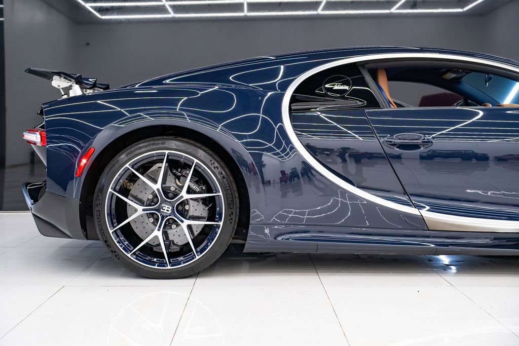 Used 2020 Bugatti Chiron AWD/4WD image 8