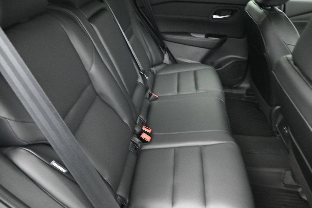 New 2026 Nissan Rogue Dark Armor FWD image 21