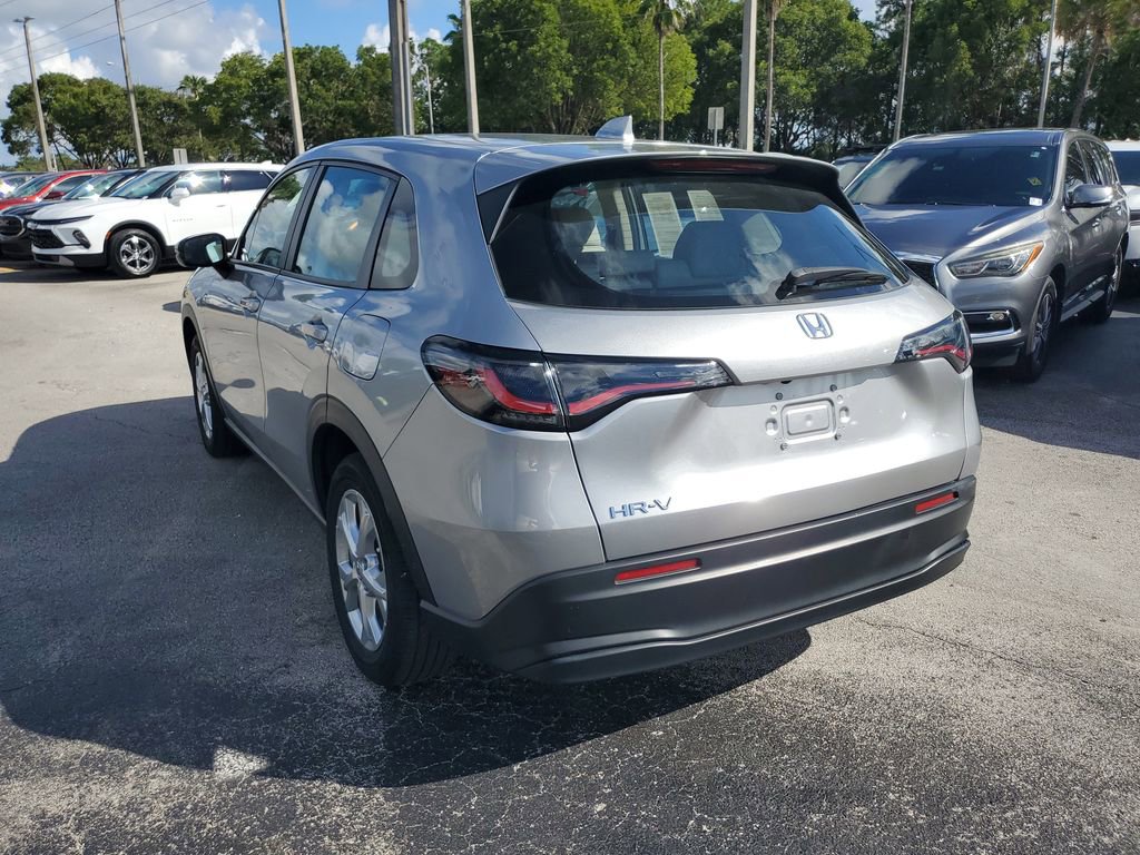 Used 2024 Honda HR-V LX image 5
