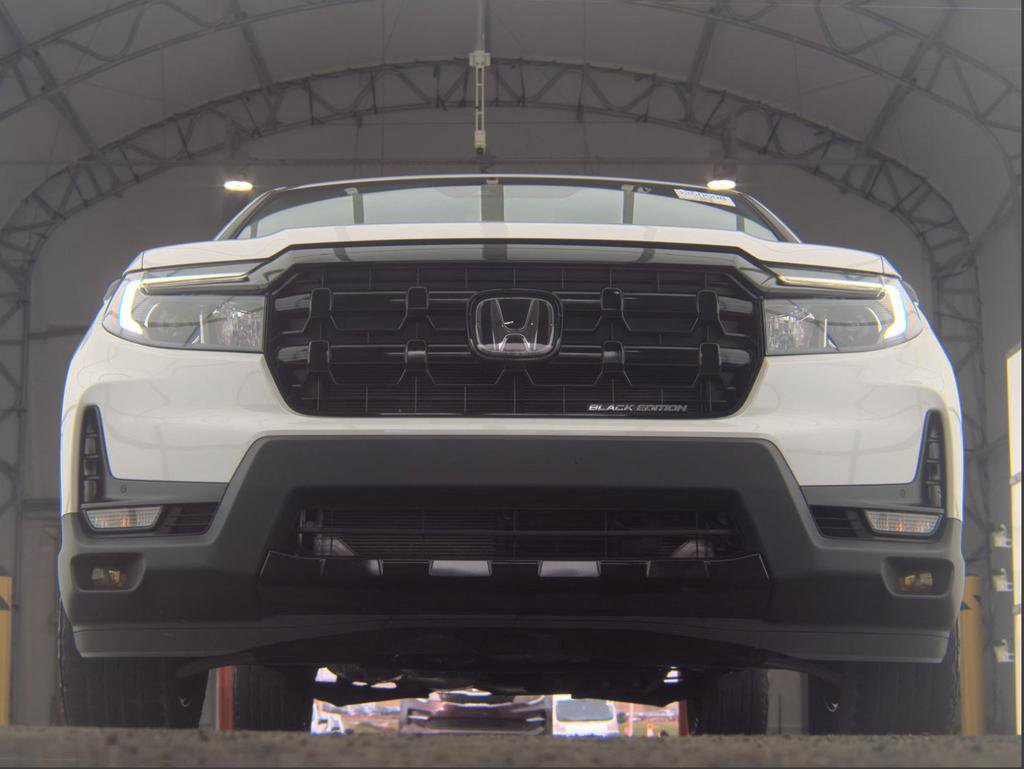 Used 2024 Honda Ridgeline Black Edition image 2