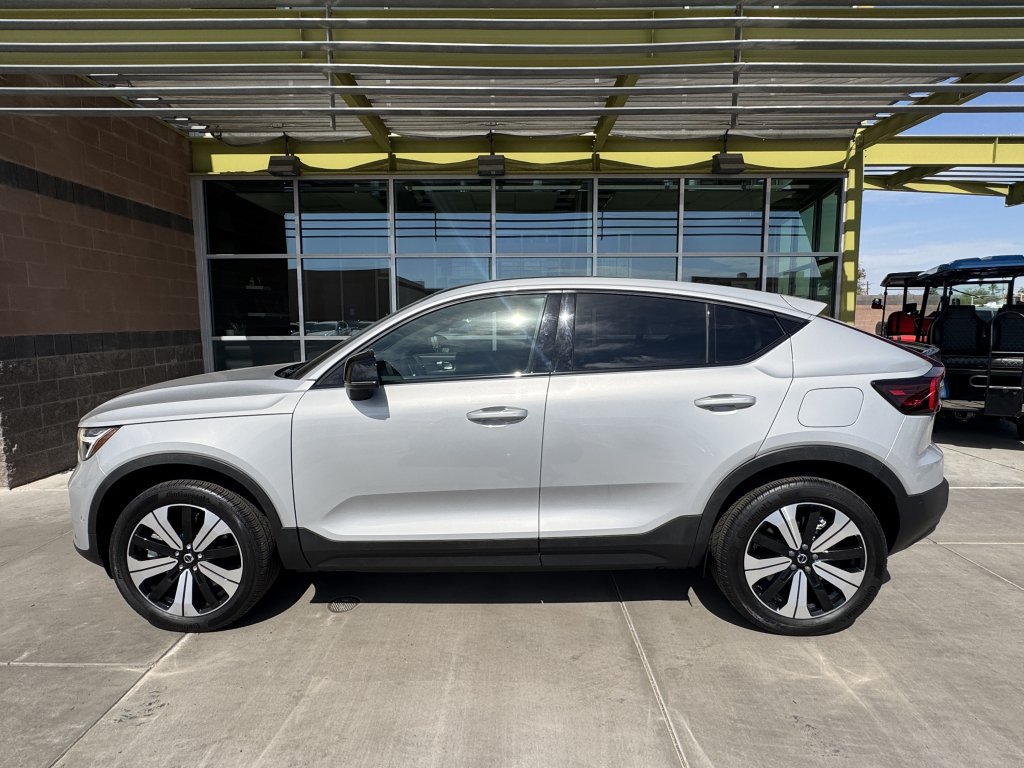 Used 2023 Volvo C40 P8 Recharge Plus w/ Protection Package Premier AWD/4WD image 7