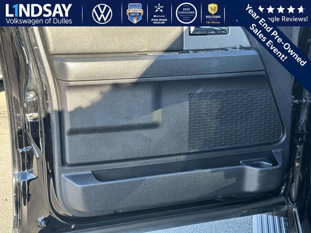 Used 2016 Ford Expedition Limited w/ Equipment Group 301A image 9