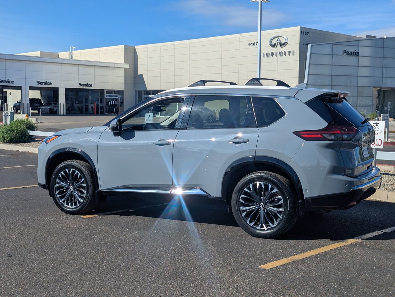 Certified 2024 Nissan Rogue Platinum w/ Platinum Premium Package image 4