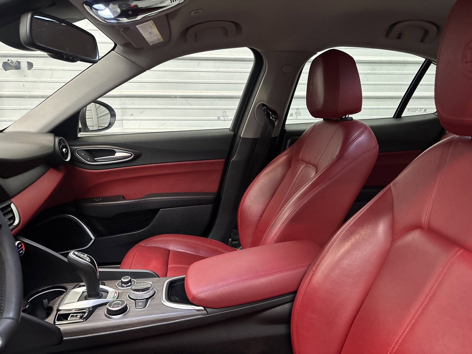 Used 2020 Alfa Romeo Giulia Ti image 21