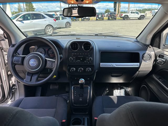 Used 2016 Jeep Compass Sport w/ Power Value Group AWD/4WD image 18