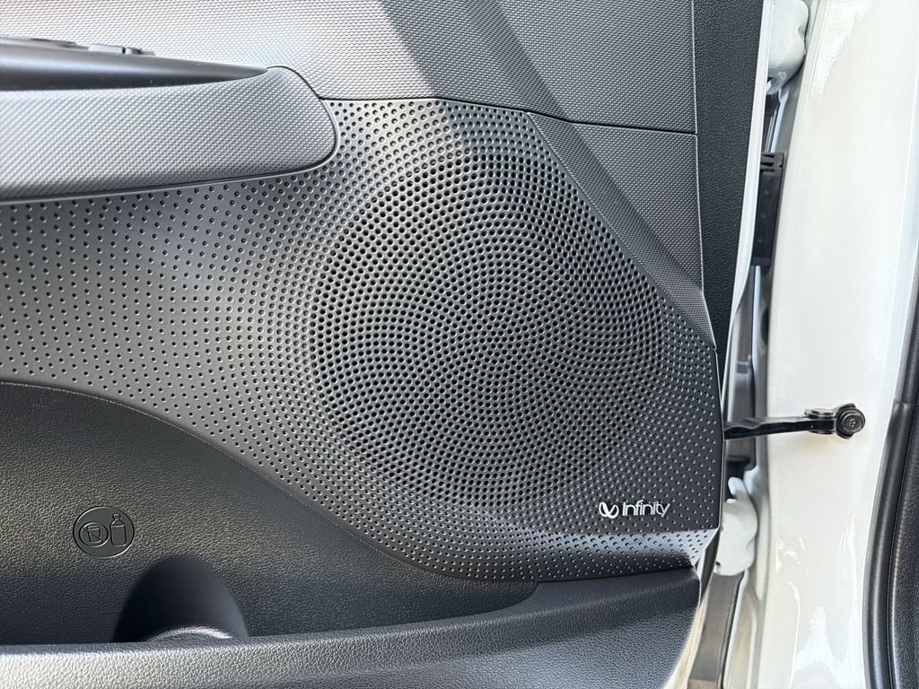 Used 2022 Hyundai Veloster N FWD image 25