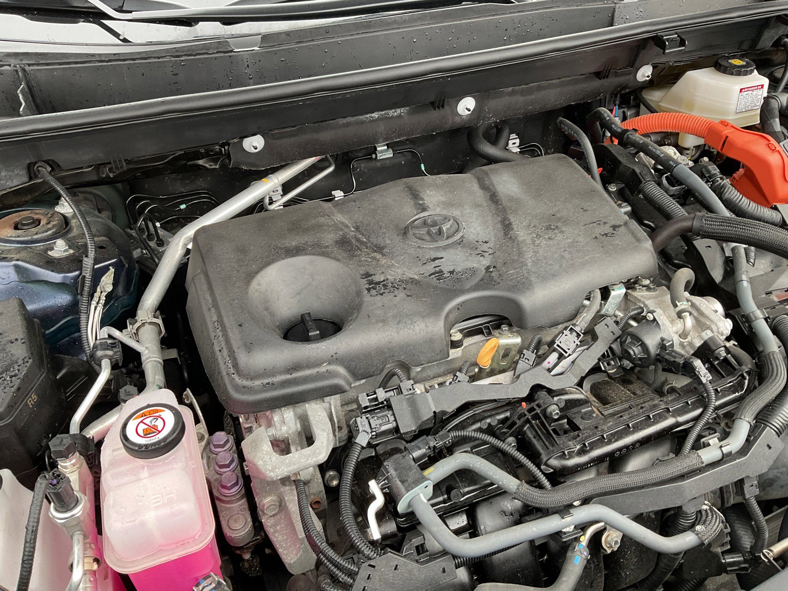 Used 2023 Toyota RAV4 Limited image 34