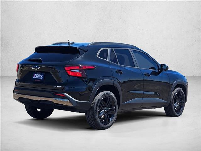 Used 2024 Chevrolet Trax ACTIV w/ Sunroof Package image 5