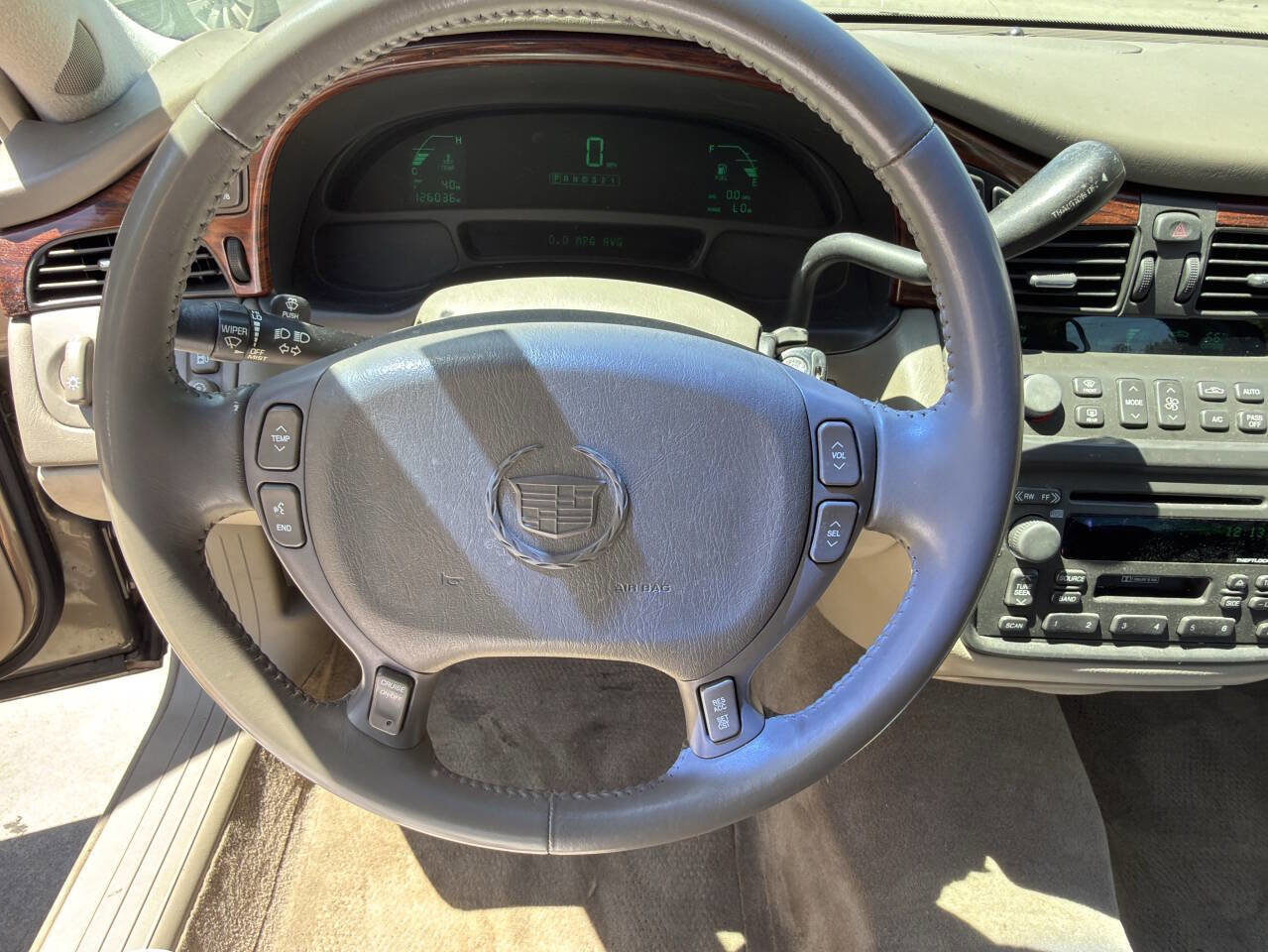 Used 2003 Cadillac De Ville w/ Comfort & Convenience Package FWD image 57