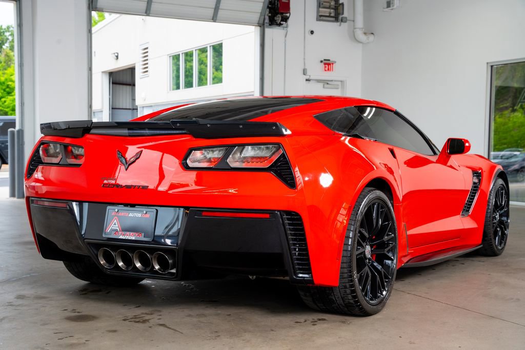 Used 2018 Chevrolet Corvette Z06 RWD image 12