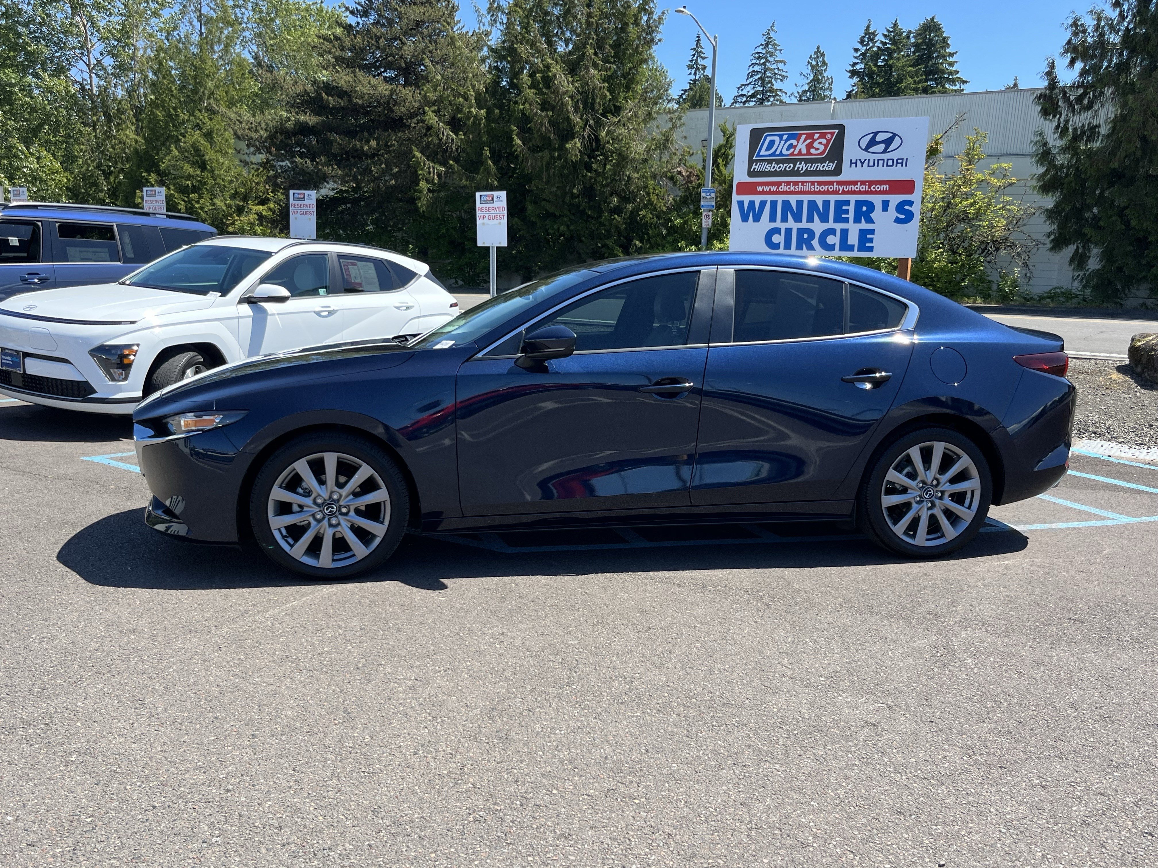 Used 2024 MAZDA MAZDA3 s FWD image 2