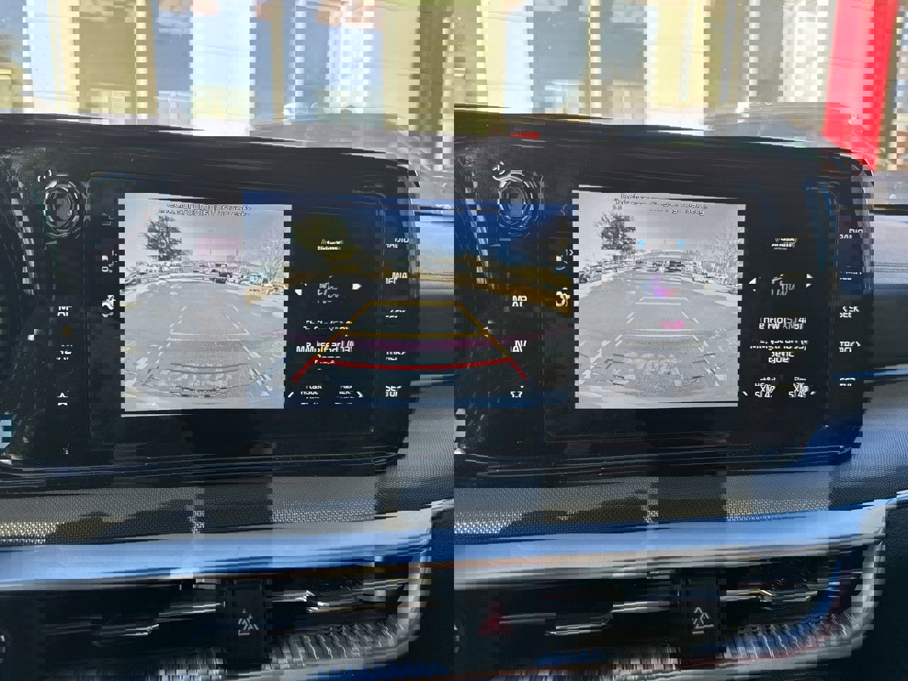 Used 2023 Kia K5 GT-Line image 11