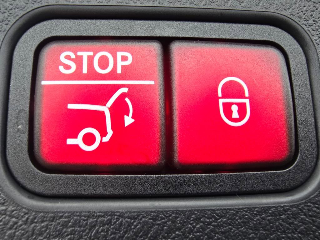 New 2026 Mercedes-Benz GLC 300 4MATIC image 20