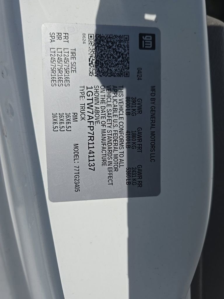 Used 2024 GMC Savana 2500 w/ Driver Convenience Package RWD image 16