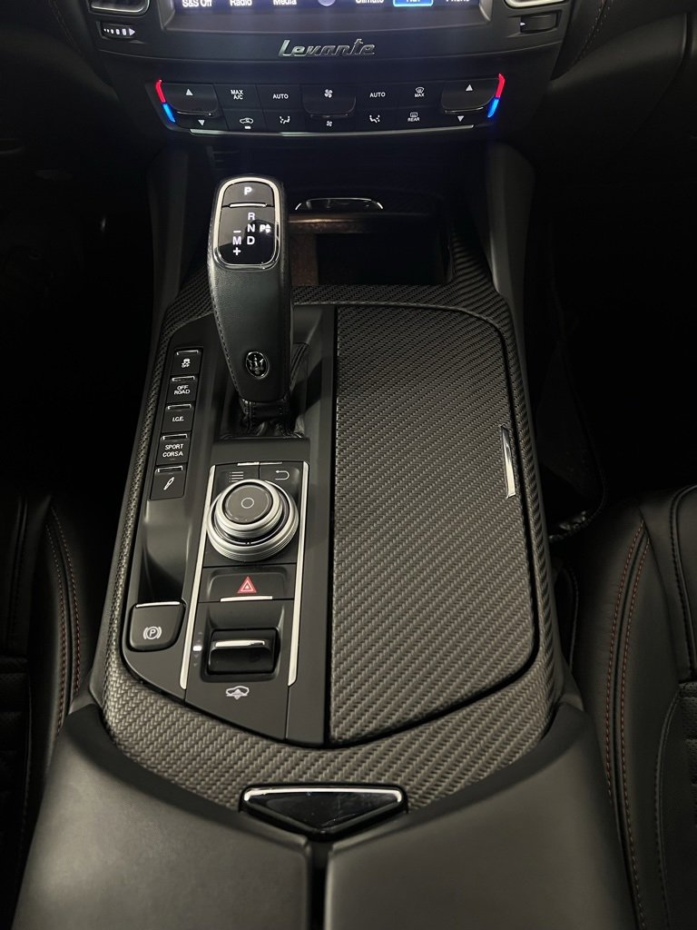 Used 2019 Maserati Levante Trofeo image 35