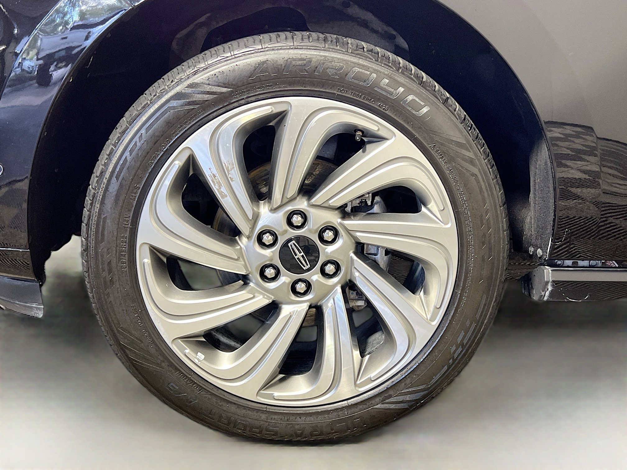 Used 2022 Lincoln Navigator Reserve image 14