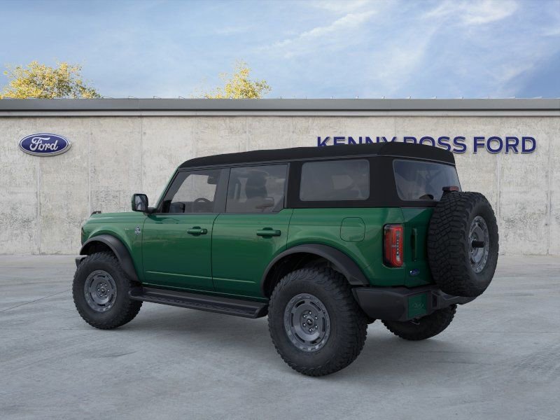 New 2025 Ford Bronco Outer Banks w/ Sasquatch Package AWD/4WD image 4