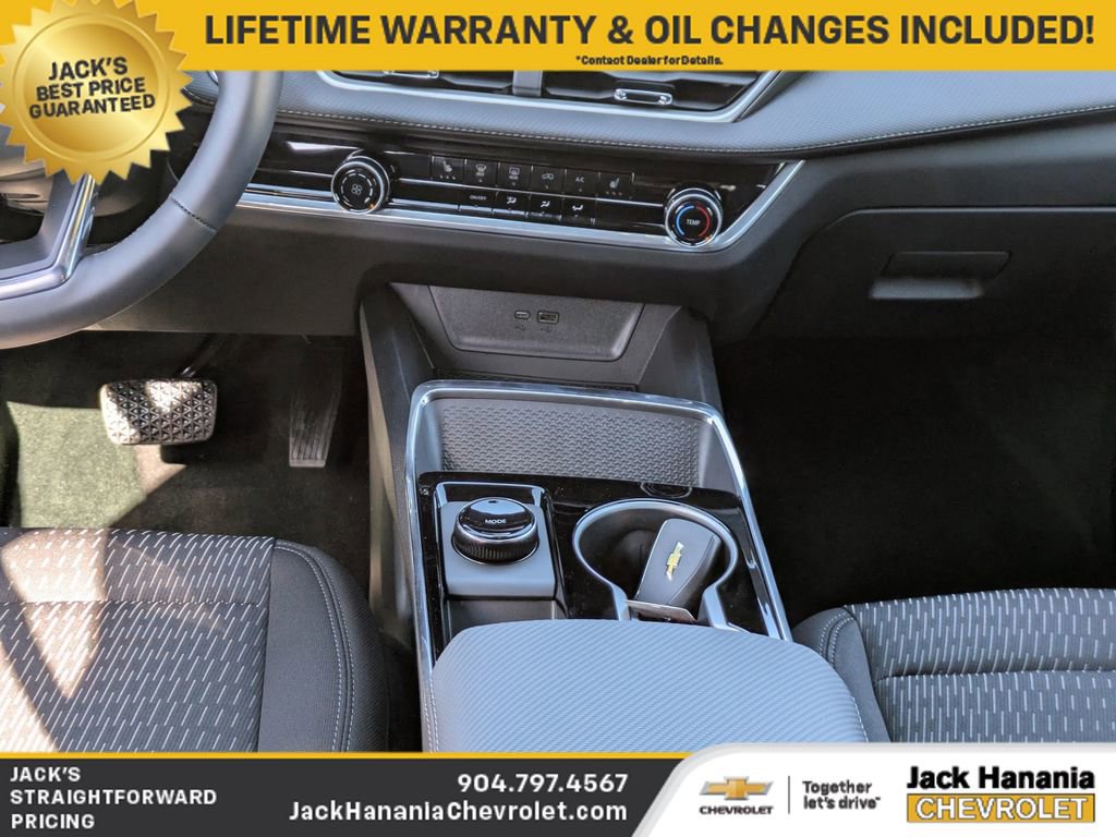 New 2026 Chevrolet Equinox LT FWD image 18