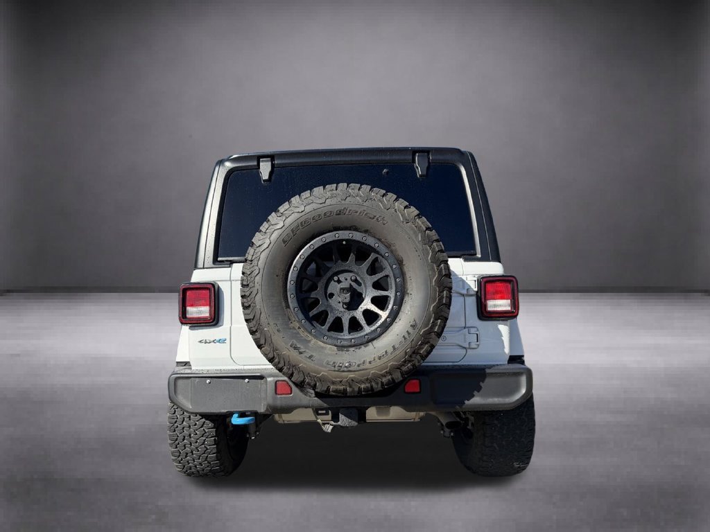 Used 2024 Jeep Wrangler Unlimited w/ Dual Top Group AWD/4WD image 14