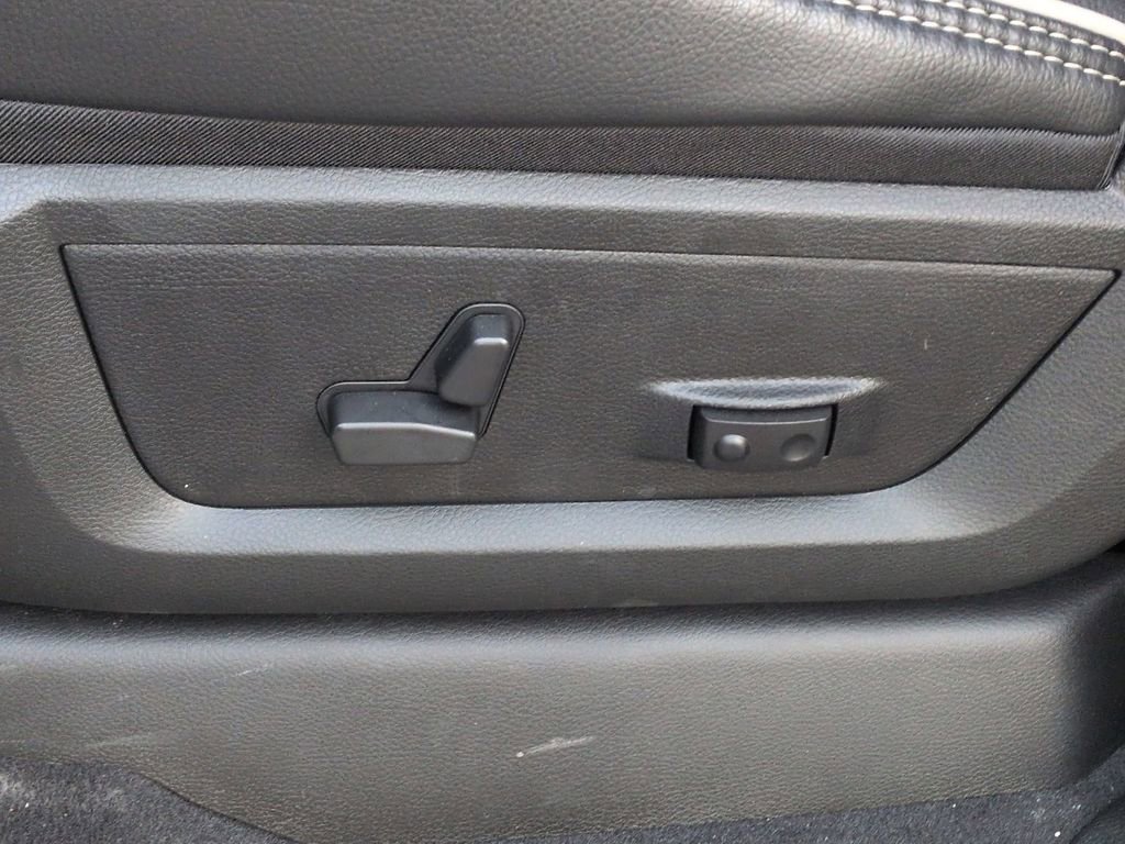 New 2026 RAM 2500 Laramie image 8