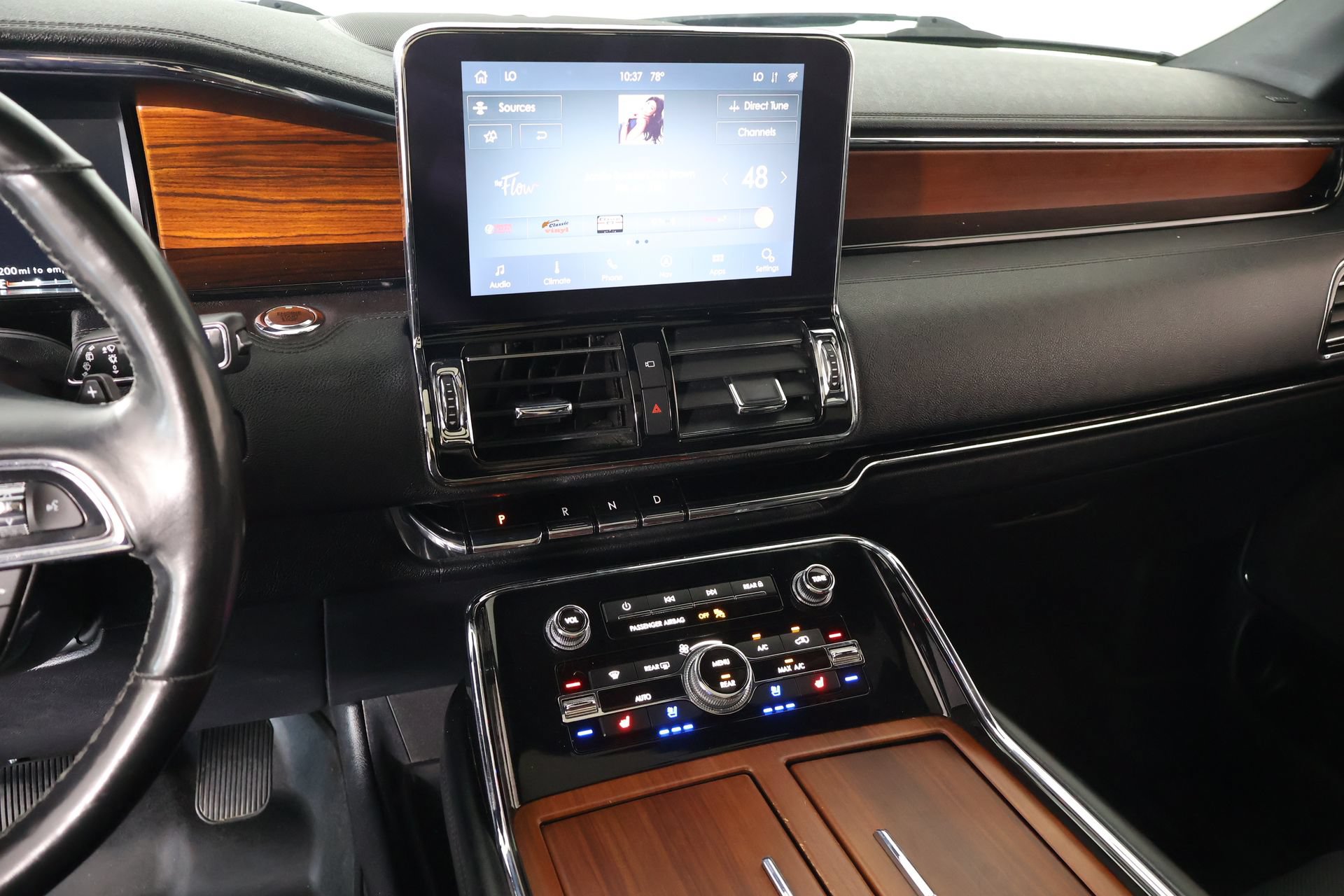 Used 2020 Lincoln Navigator Reserve AWD/4WD image 5