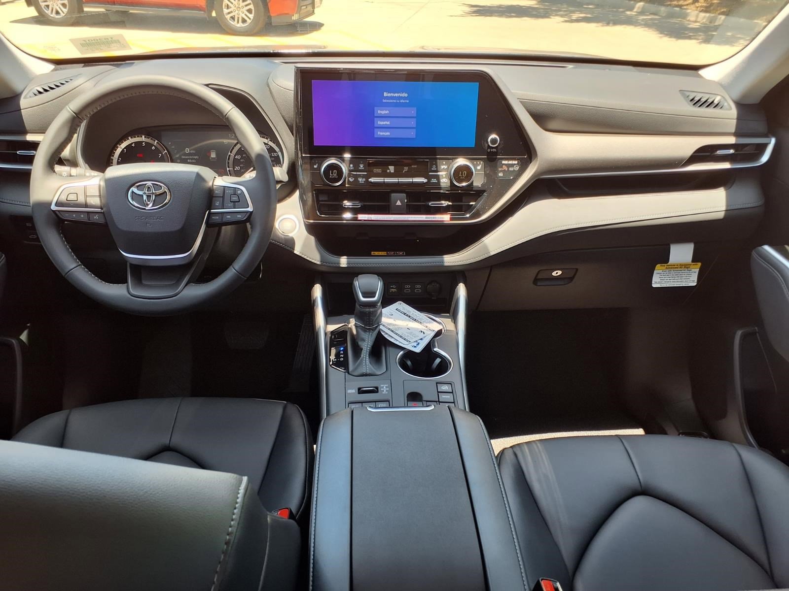 New 2026 Toyota Highlander XLE AWD/4WD image 7