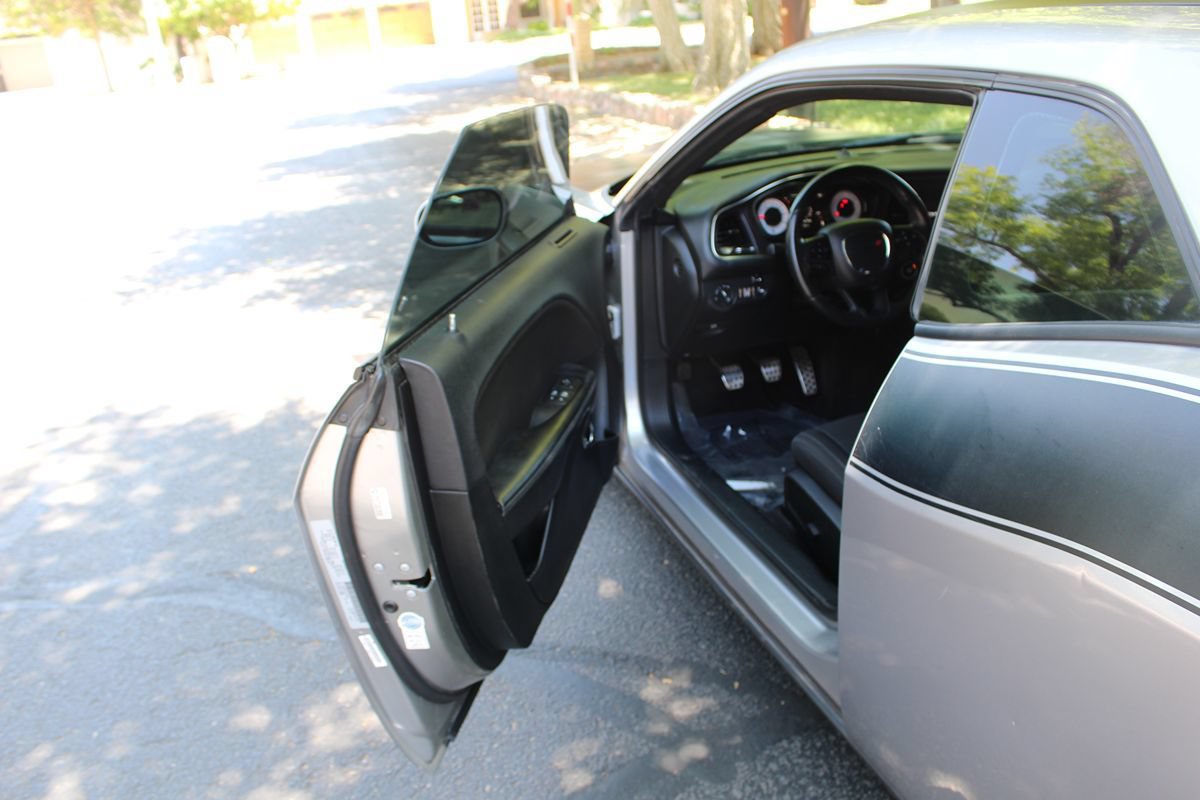 Used 2018 Dodge Challenger R/T w/ Quick Order Package 22P T/A RWD image 11