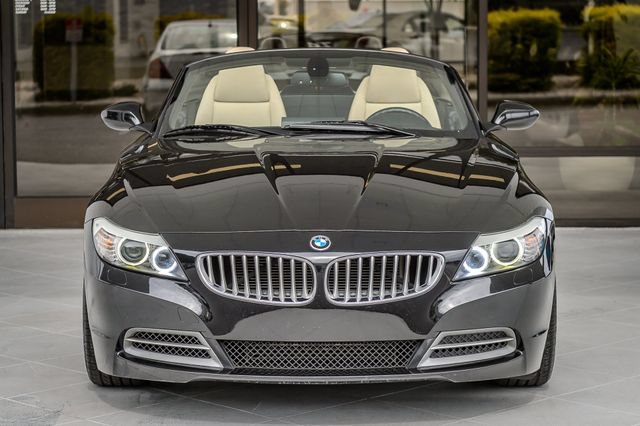 Used 2011 BMW Z4 sDrive35i RWD image 8