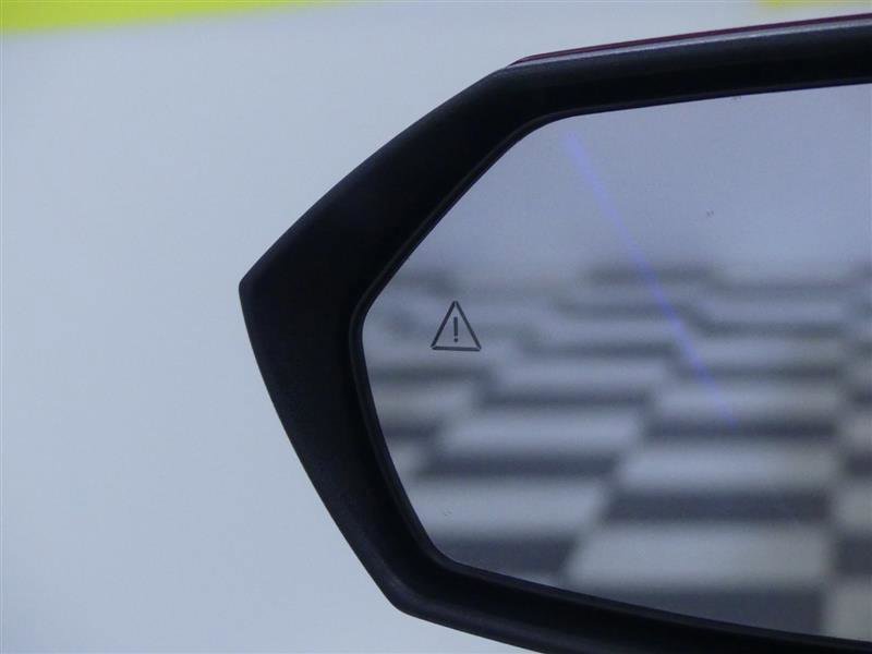 Used 2025 Hyundai Elantra SEL image 25