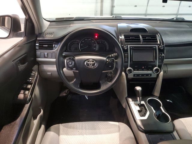 Used 2012 Toyota Camry LE image 14