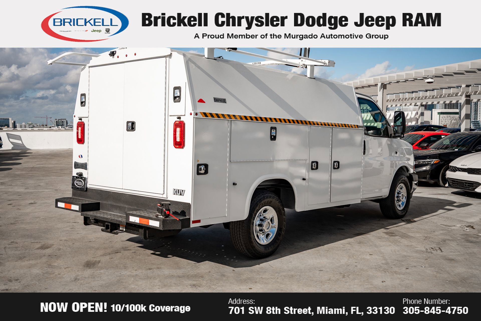 Used 2022 Chevrolet Express 3500 w/ Power Convenience Package image 5