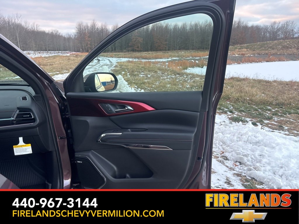 New 2026 Chevrolet Traverse RS w/ LPO, Floor Liner Package image 37