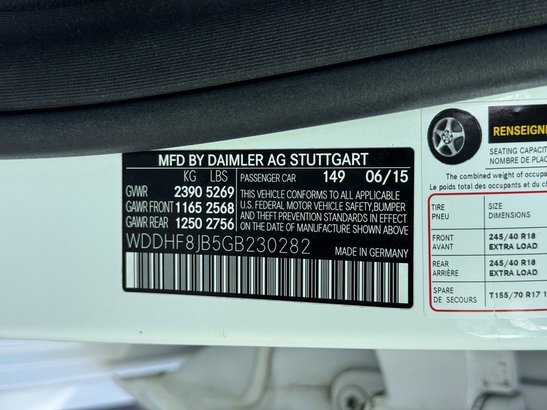 Used 2016 Mercedes-Benz E 350 4MATIC Sedan image 28