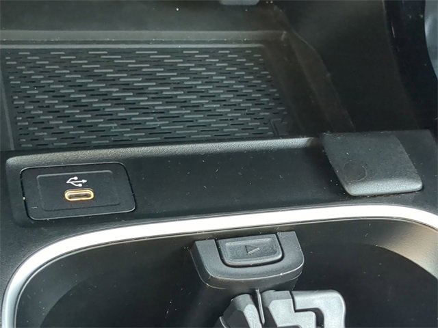 Used 2025 Mercedes-Benz CLA 250 image 23
