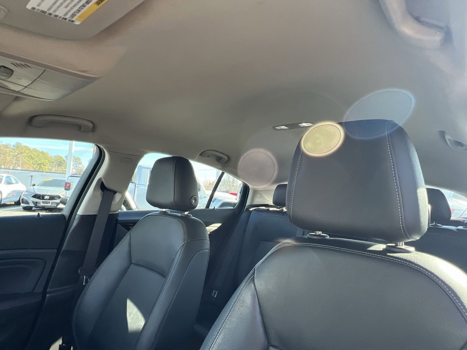 Used 2018 Buick Regal Essence w/ Driver Confidence Package #1 image 25