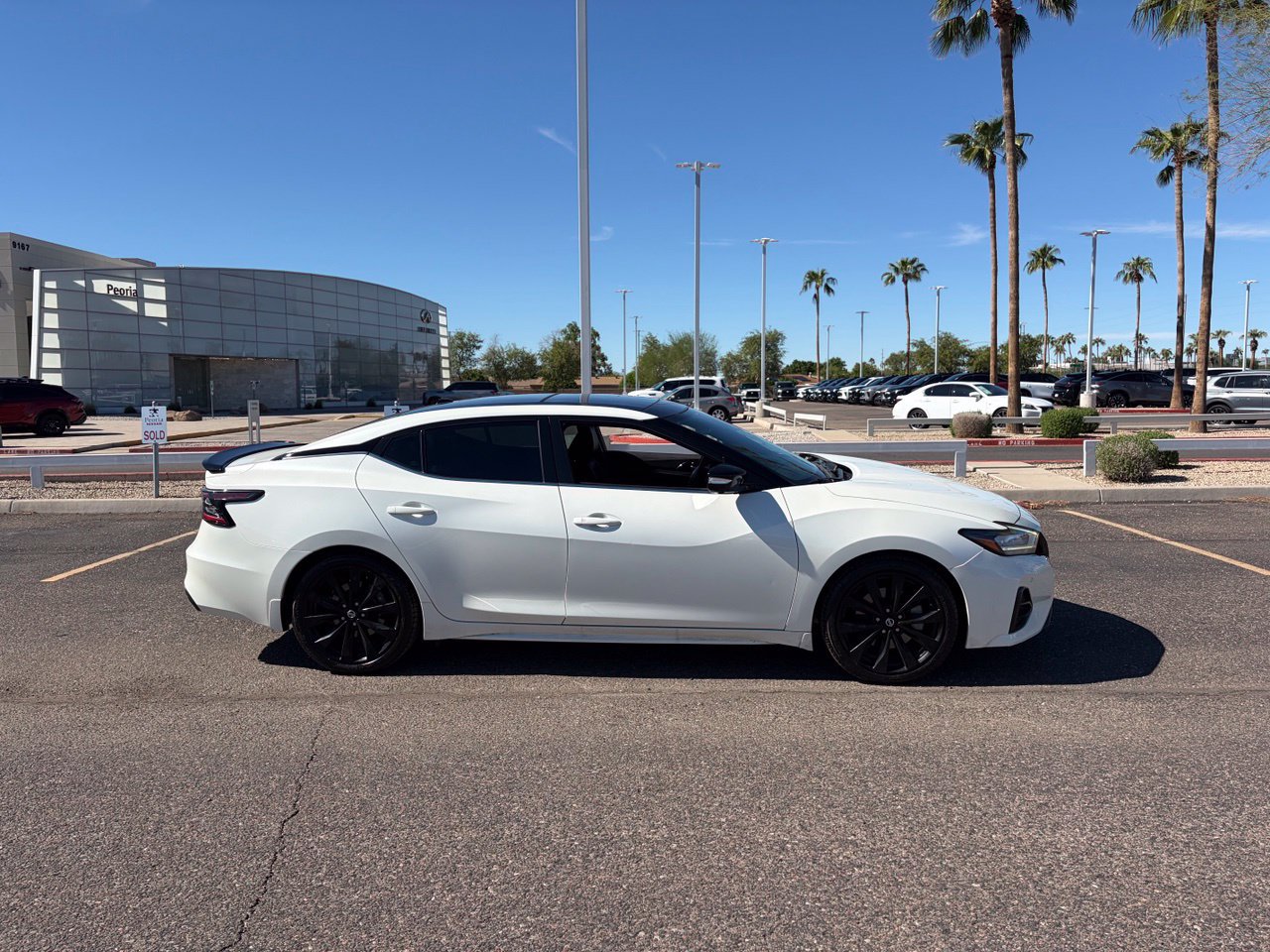 Certified 2021 Nissan Maxima SR w/ Sport Mat Group FWD image 7